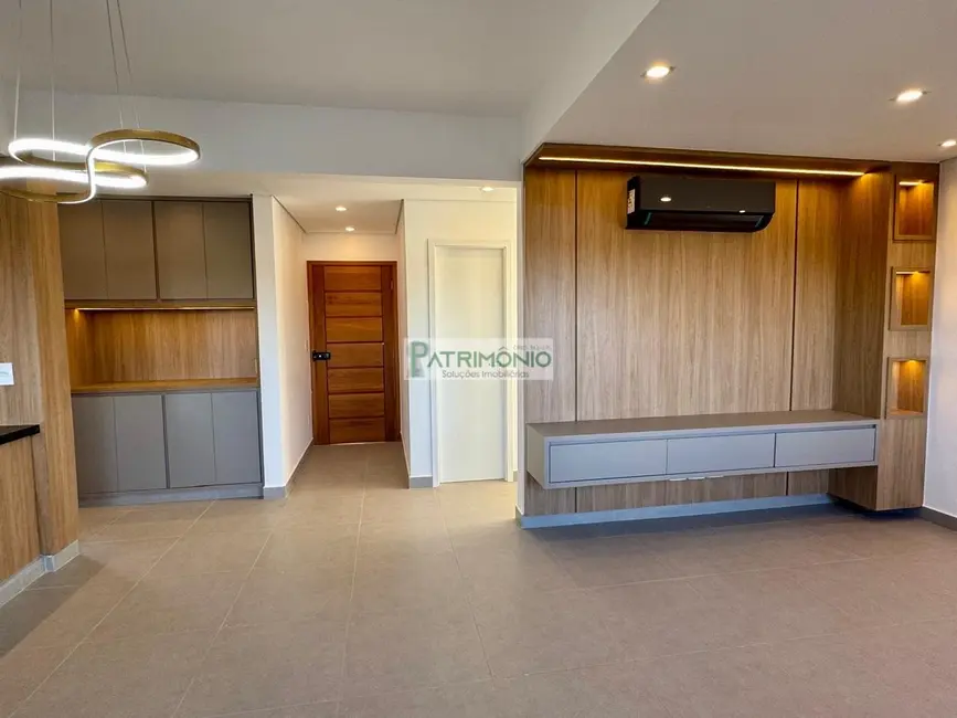 Foto 1 de Casa de Condomínio com 3 quartos à venda e para alugar, 215m2 em Jaguariuna - SP