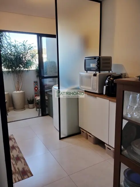 Foto 2 de Apartamento com 2 quartos à venda, 66m2 em Jaguariuna - SP