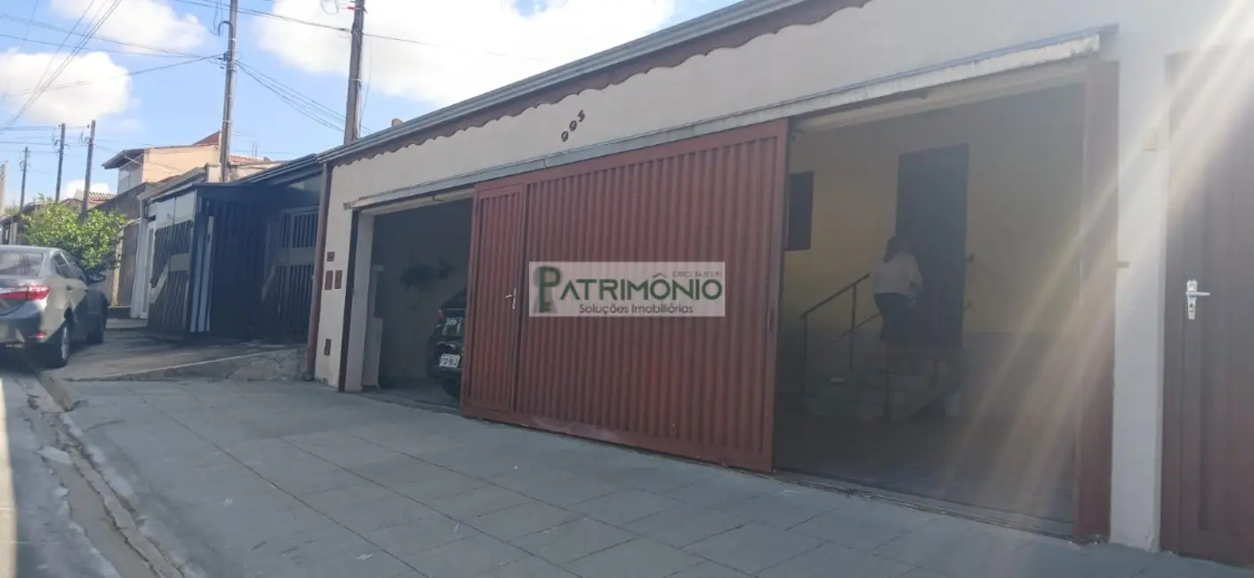 Foto 3 de Casa com 3 quartos à venda, 300m2 em Jaguariuna - SP