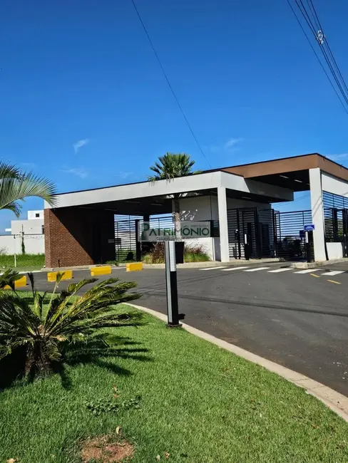 Foto 3 de Terreno / Lote à venda, 300m2 em Jaguariuna - SP