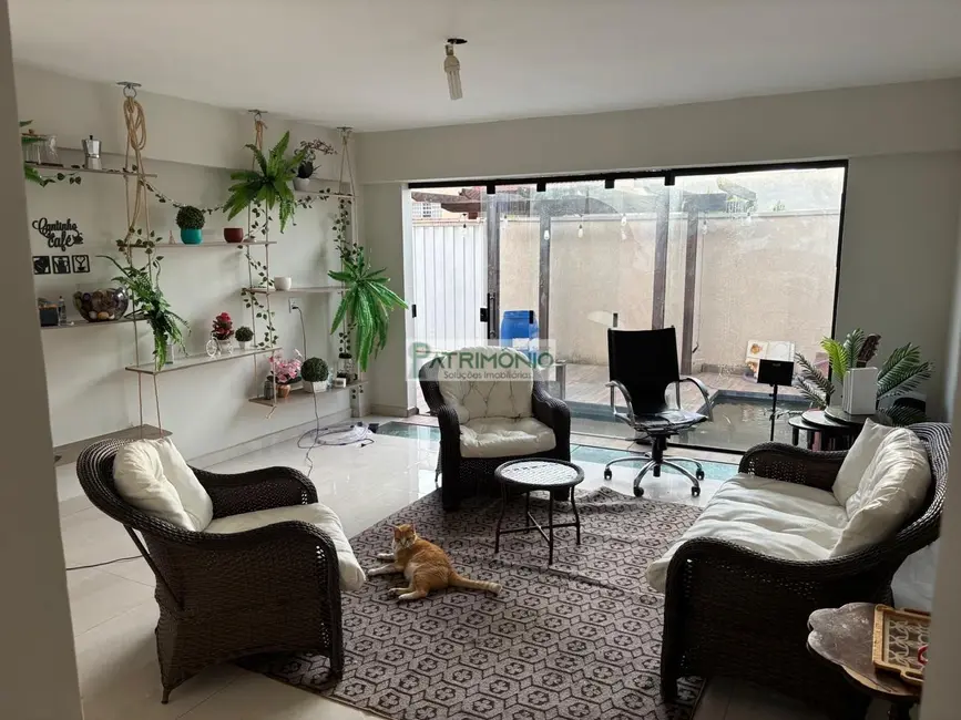 Foto 1 de Casa com 3 quartos à venda, 240m2 em Jaguariuna - SP