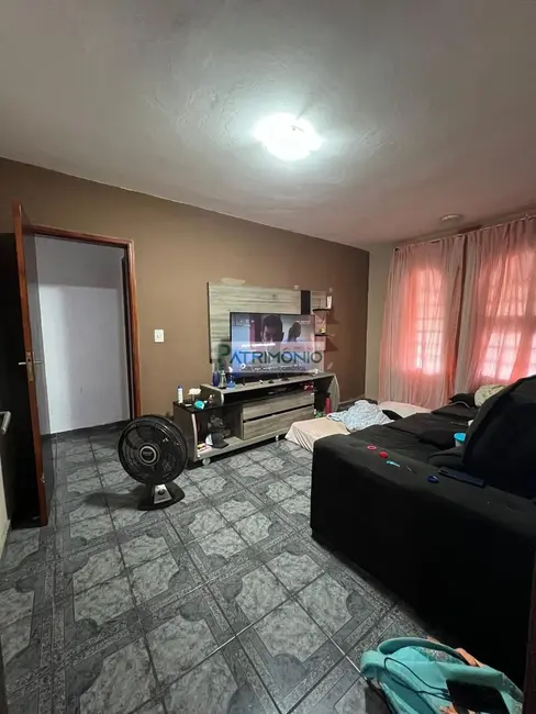 Foto 2 de Casa com 3 quartos à venda, 160m2 em Jaguariuna - SP