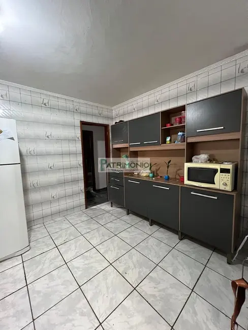 Foto 6 de Casa com 3 quartos à venda, 160m2 em Jaguariuna - SP