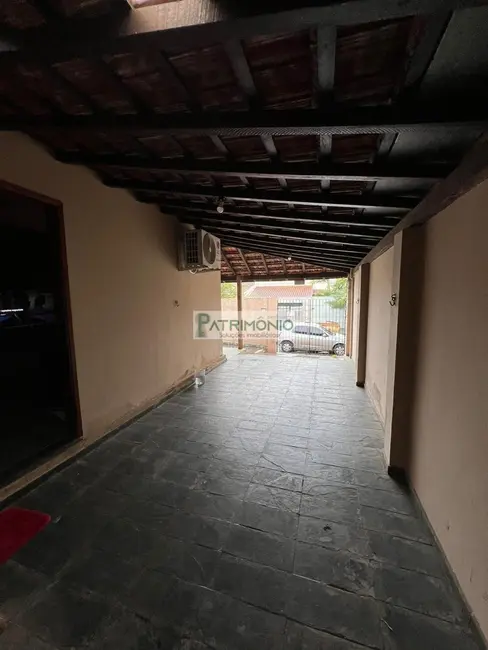 Foto 3 de Casa com 3 quartos à venda, 160m2 em Jaguariuna - SP