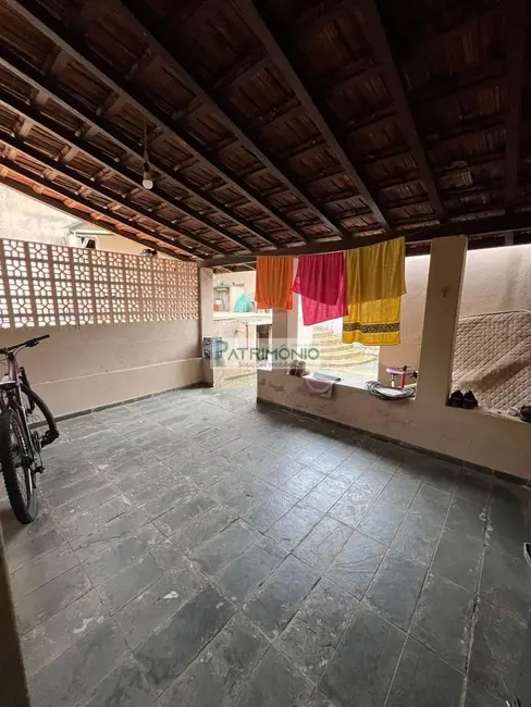 Foto 4 de Casa com 3 quartos à venda, 160m2 em Jaguariuna - SP