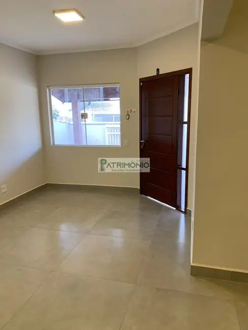 Foto 1 de Casa com 2 quartos à venda, 103m2 em Jaguariuna - SP