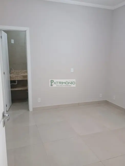Foto 7 de Casa com 2 quartos à venda, 83m2 em Jaguariuna - SP