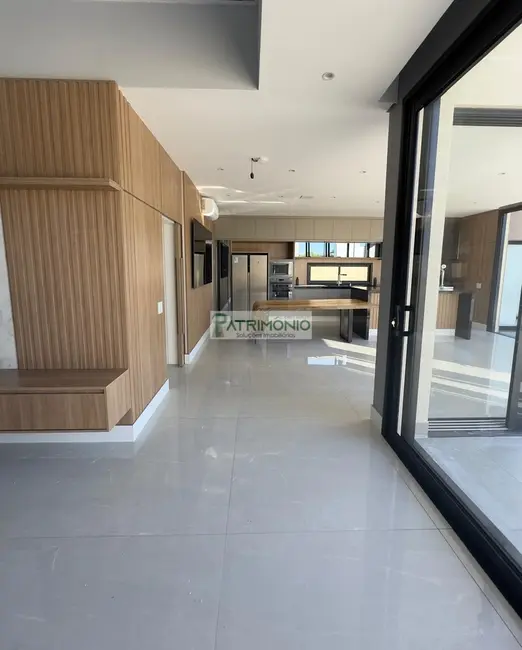 Foto 3 de Casa de Condomínio com 3 quartos à venda, 304m2 em Jaguariuna - SP