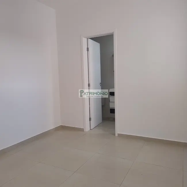 Foto 2 de Apartamento com 3 quartos para alugar, 84m2 em Jaguariuna - SP