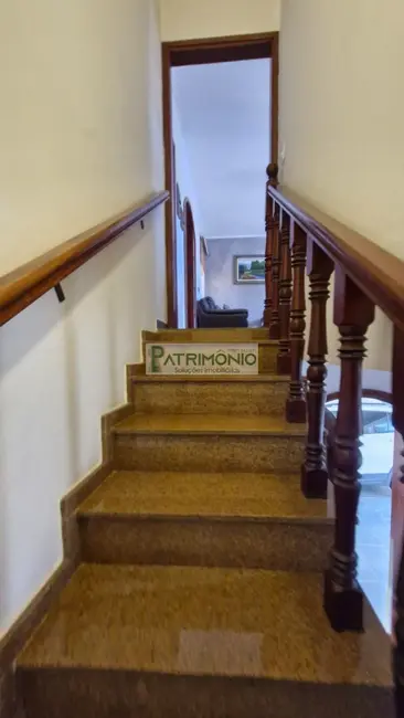 Foto 5 de Casa com 3 quartos à venda, 400m2 em Jaguariuna - SP