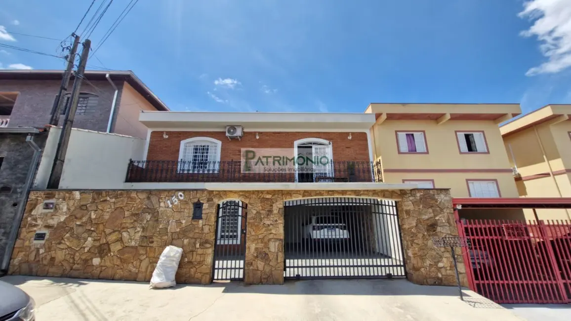 Foto 1 de Casa com 3 quartos à venda, 400m2 em Jaguariuna - SP