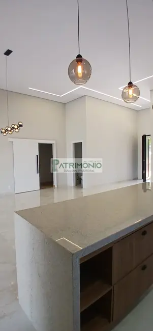 Foto 6 de Casa de Condomínio com 3 quartos à venda, 235m2 em Jaguariuna - SP