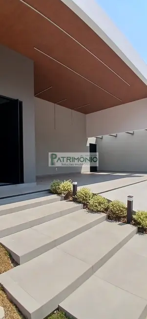 Foto 2 de Casa de Condomínio com 3 quartos à venda, 235m2 em Jaguariuna - SP