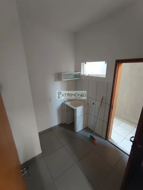 Foto 9 de Casa com 2 quartos à venda, 79m2 em Jaguariuna - SP