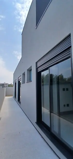 Foto 2 de Casa de Condomínio com 4 quartos à venda e para alugar, 267m2 em Jaguariuna - SP