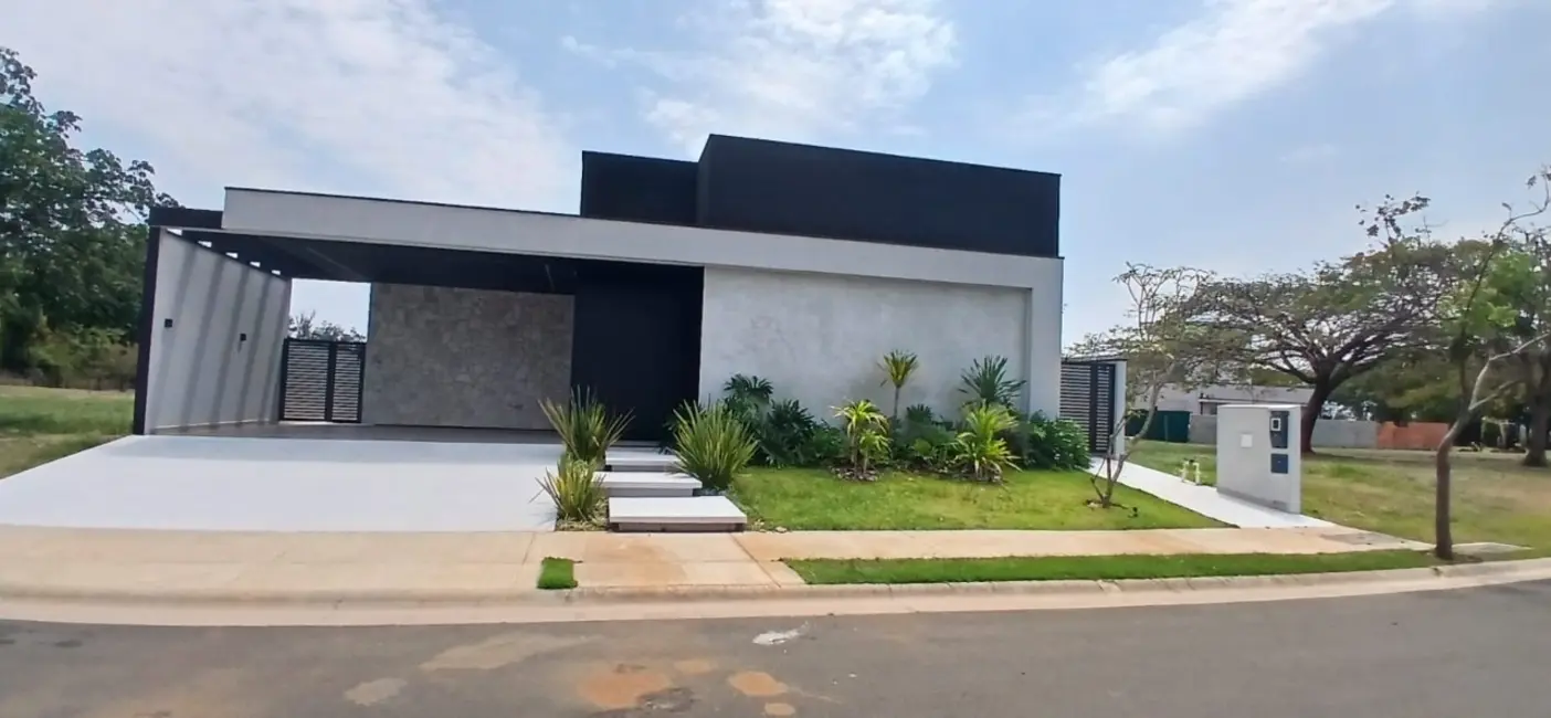 Foto 3 de Casa de Condomínio com 4 quartos à venda e para alugar, 267m2 em Jaguariuna - SP