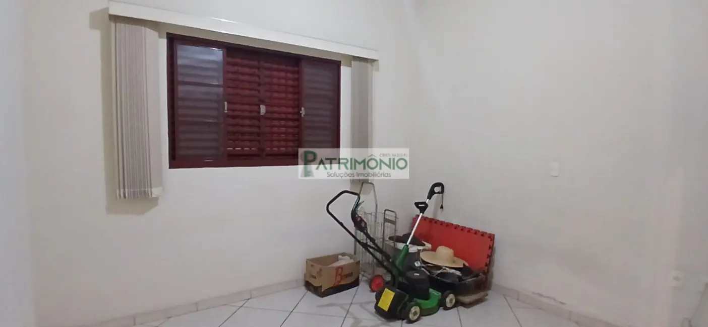 Foto 8 de Casa com 3 quartos à venda e para alugar, 137m2 em Jaguariuna - SP
