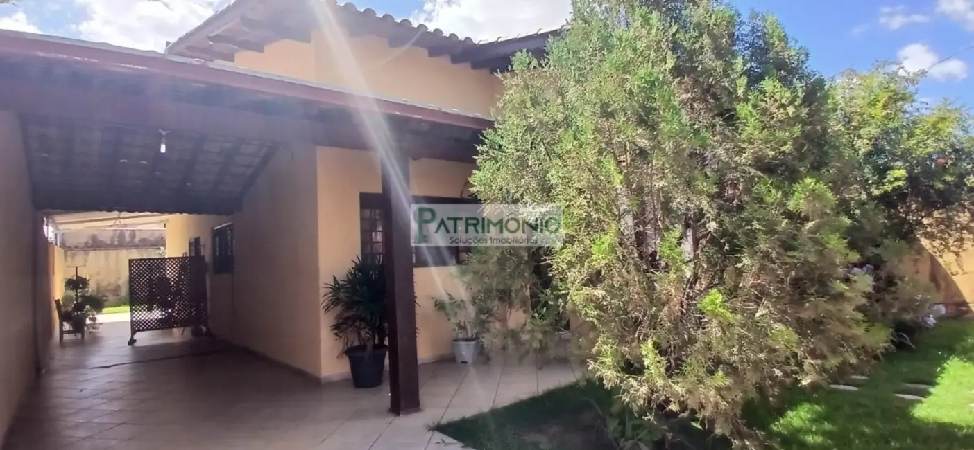 Foto 2 de Casa com 3 quartos à venda e para alugar, 137m2 em Jaguariuna - SP