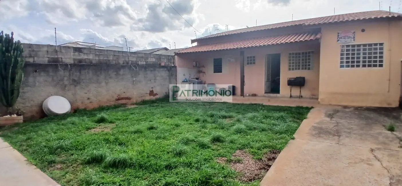 Foto 4 de Casa com 2 quartos à venda, 141m2 em Jaguariuna - SP