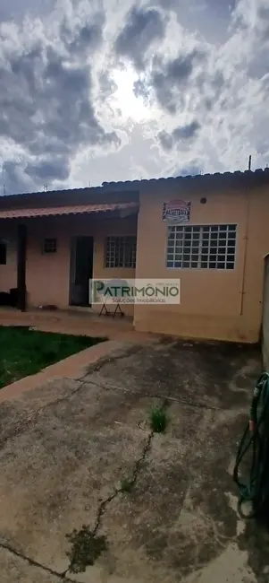 Foto 3 de Casa com 2 quartos à venda, 141m2 em Jaguariuna - SP