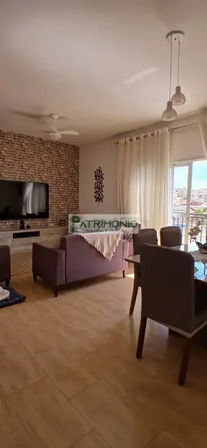 Foto 2 de Casa com 4 quartos à venda, 250m2 em Jaguariuna - SP