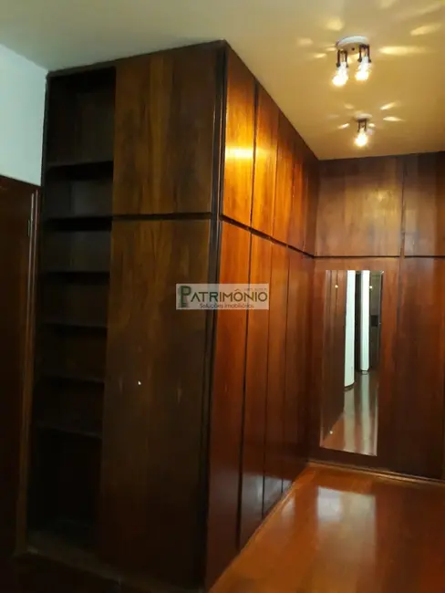 Foto 8 de Casa com 4 quartos à venda, 239m2 em Centro, Jaguariuna - SP