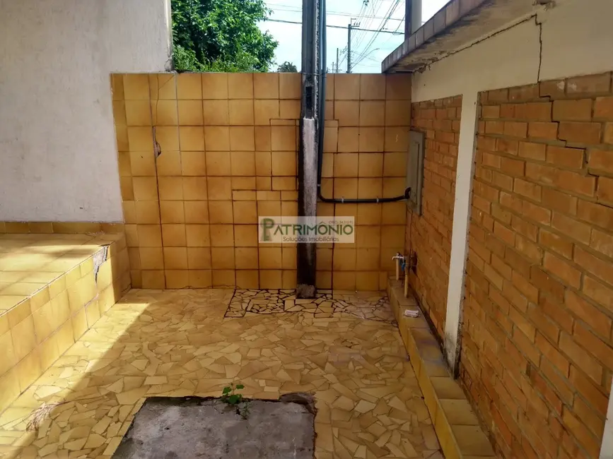 Foto 8 de Casa com 2 quartos à venda, 250m2 em Pedreira - SP