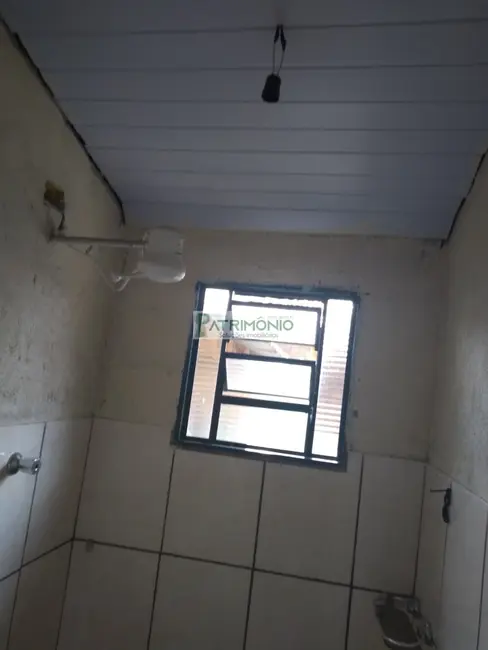 Foto 3 de Casa com 2 quartos à venda, 250m2 em Pedreira - SP