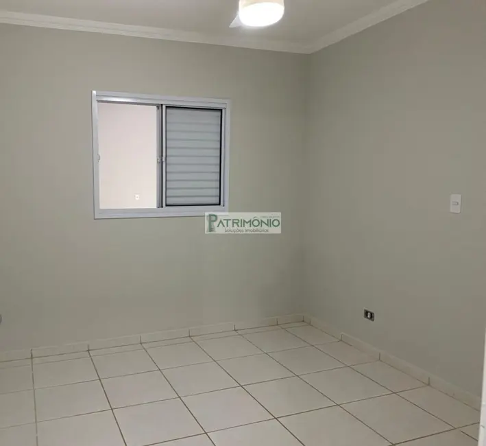 Foto 6 de Casa de Condomínio com 2 quartos à venda, 80m2 em Holambra - SP