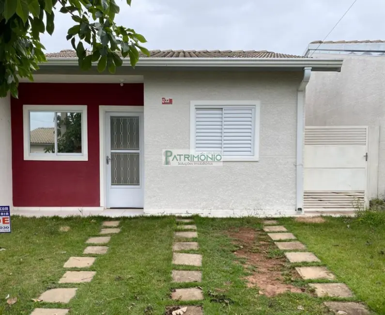 Foto 1 de Casa de Condomínio com 2 quartos à venda, 80m2 em Holambra - SP