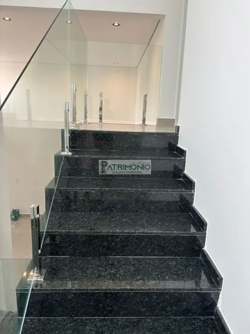 Casa de Condomínio com 3 quartos à venda, 189m2 em Jaguariuna - SP - imagem 4 Foto 4 de Casa de Condomínio com 3 quartos à venda, 189m2 em Jaguariuna - SP