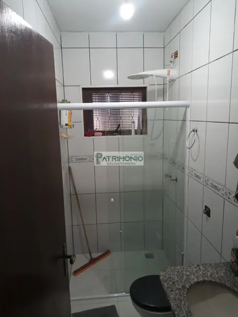 Casa com 2 quartos à venda, 195m2 em Jaguariuna - SP - imagem 8 Foto 8 de Casa com 2 quartos à venda, 195m2 em Jaguariuna - SP