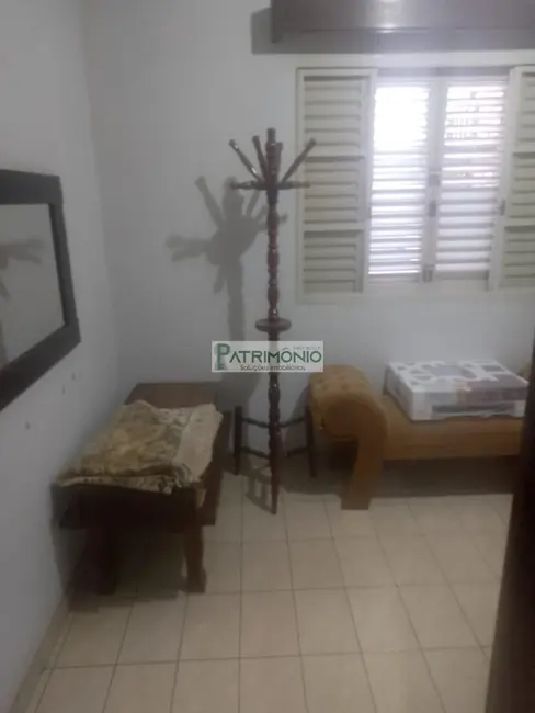 Foto 6 de Casa com 3 quartos à venda, 250m2 em Pedreira - SP