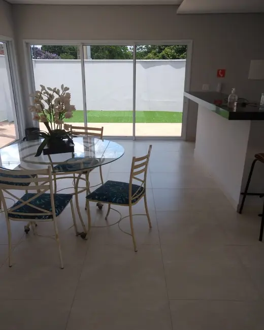 Foto 1 de Apartamento com 2 quartos para alugar, 79m2 em Jaguariuna - SP