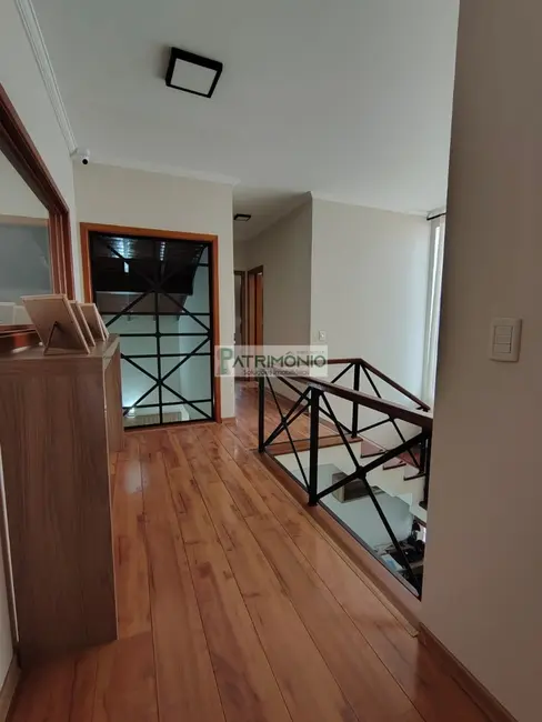 Foto 3 de Casa com 3 quartos à venda, 244m2 em Centro, Jaguariuna - SP