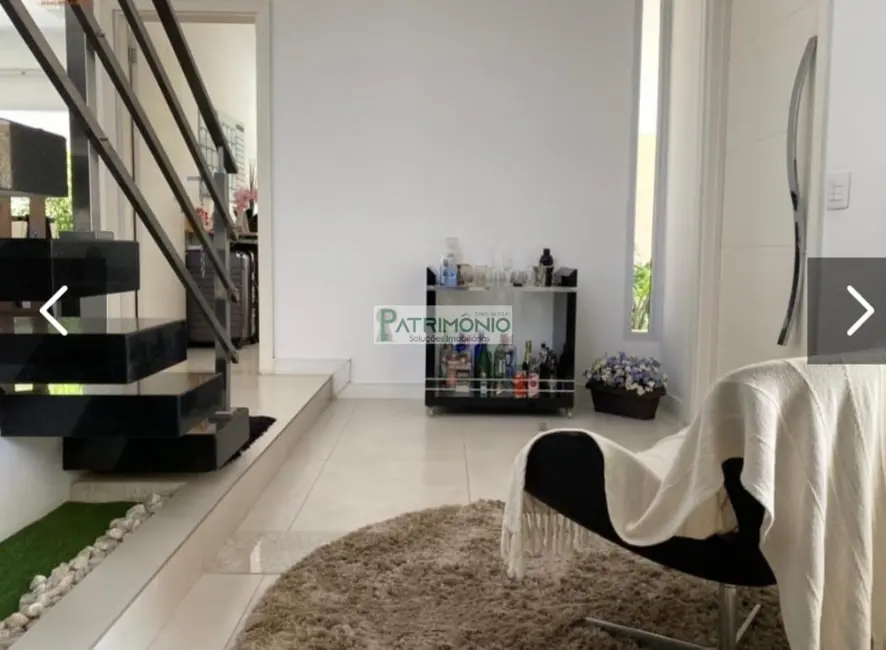 Foto 2 de Casa de Condomínio com 3 quartos à venda e para alugar, 236m2 em Jaguariuna - SP