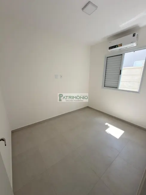 Foto 4 de Casa de Condomínio com 2 quartos à venda, 69m2 em Jaguariuna - SP