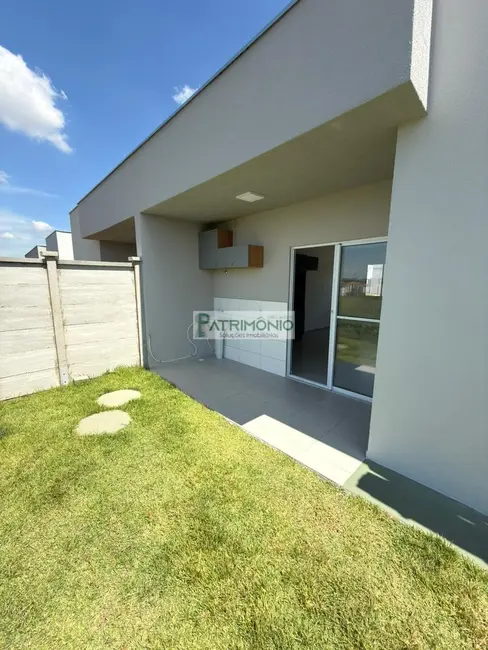 Foto 5 de Casa de Condomínio com 2 quartos à venda, 69m2 em Jaguariuna - SP