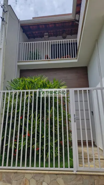 Foto 6 de Casa com 3 quartos à venda, 272m2 em Pedreira - SP