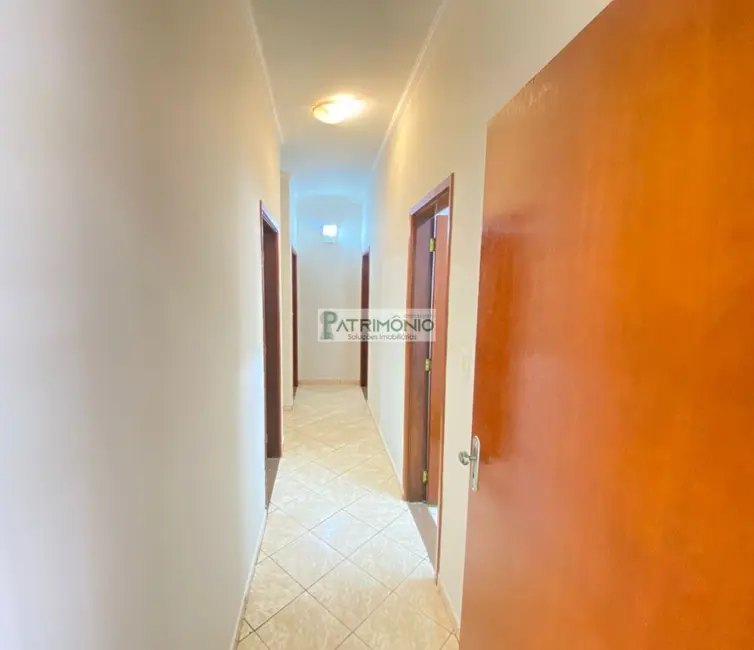 Foto 9 de Casa de Condomínio com 3 quartos à venda e para alugar, 191m2 em Jaguariuna - SP