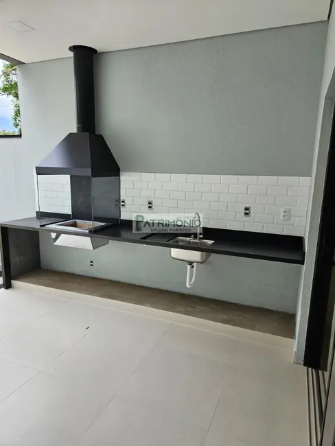 Foto 9 de Casa de Condomínio com 3 quartos à venda, 130m2 em Jaguariuna - SP
