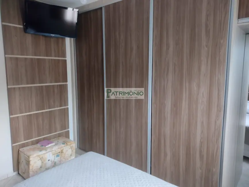 Foto 9 de Casa com 4 quartos à venda, 168m2 em Jaguariuna - SP