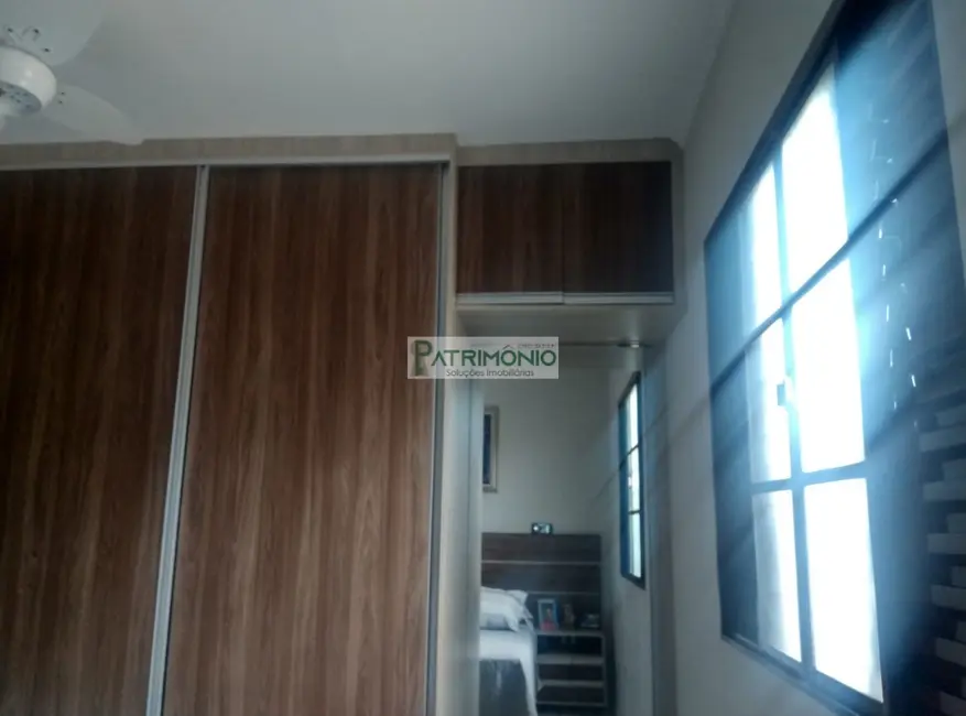 Foto 5 de Casa com 4 quartos à venda, 168m2 em Jaguariuna - SP