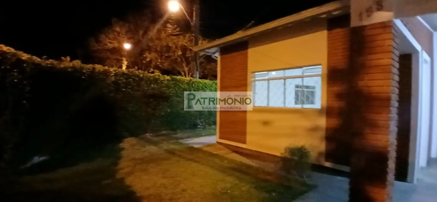 Casa com 3 quartos para alugar, 220m2 em Jaguariuna - SP - imagem 5 Foto 5 de Casa com 3 quartos para alugar, 220m2 em Jaguariuna - SP
