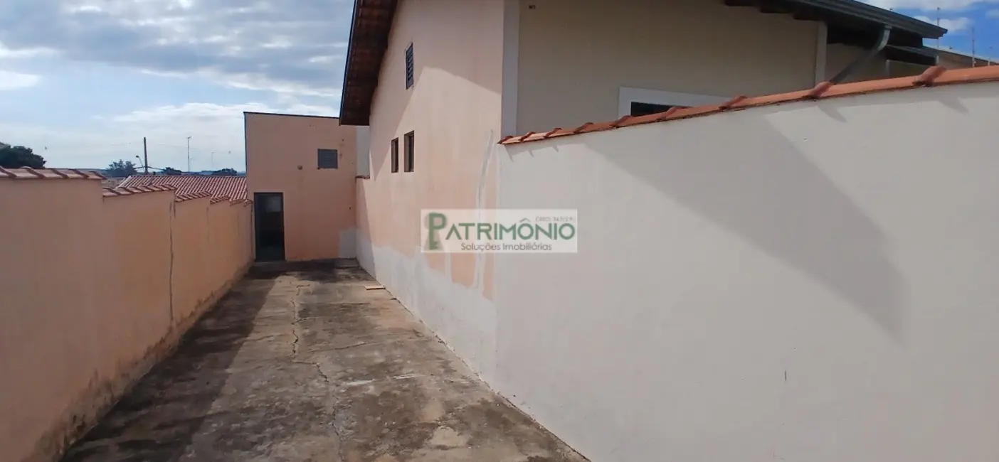 Foto 5 de Casa com 2 quartos à venda, 130m2 em Jaguariuna - SP