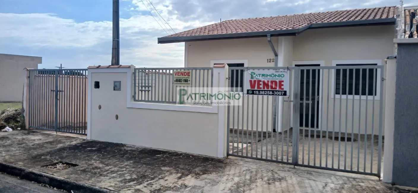 Foto 2 de Casa com 2 quartos à venda, 130m2 em Jaguariuna - SP