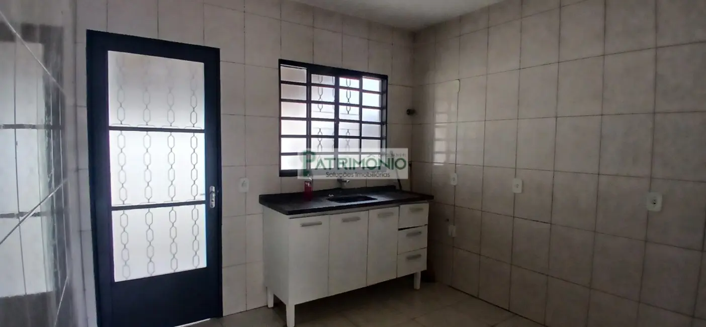 Foto 8 de Casa com 2 quartos à venda, 130m2 em Jaguariuna - SP