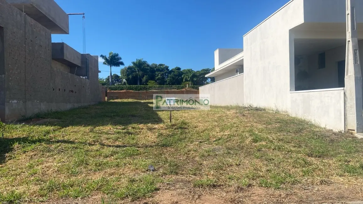 Foto 4 de Terreno / Lote à venda, 250m2 em Holambra - SP