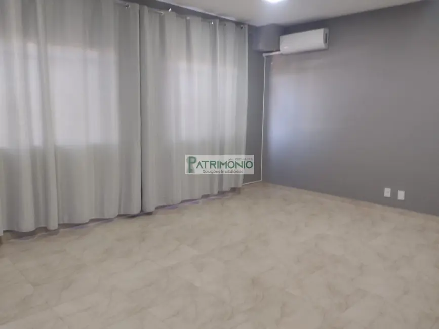 Foto 1 de Sala Comercial à venda e para alugar, 30m2 em Jaguariuna - SP