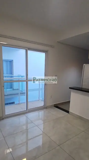 Foto 1 de Apartamento com 3 quartos à venda, 64m2 em Jaguariuna - SP
